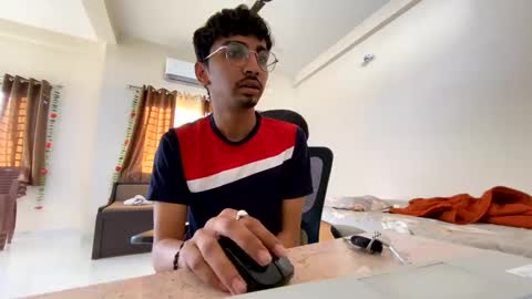 maskboyz2003 online show from 03.12.25