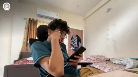 maskboyz2003 online show from 09.18.25