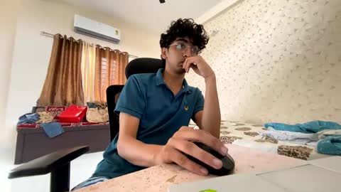 maskboyz2003 online show from 10.29.25