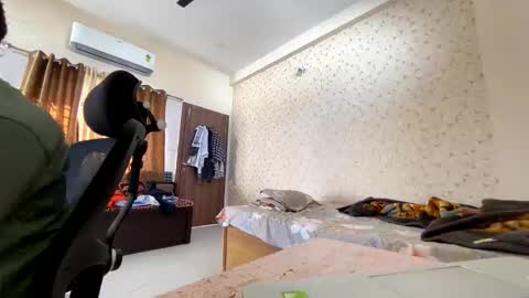 maskboyz2003 online show from 11.09.25