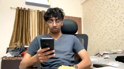 maskboyz2003 online show from 12.16.25