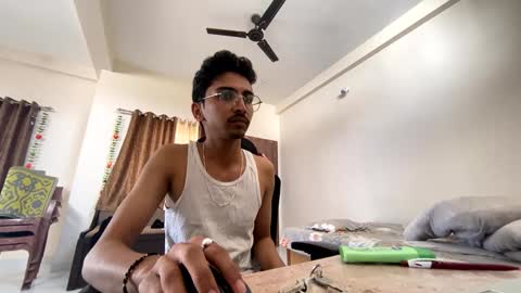 Mask Boy online show from 01.21.25