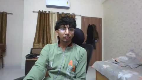 Mask Boy online show from 12.14.25