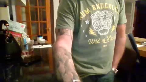 Masked Masturbation Couple online show from 09.19.25