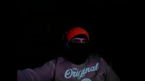 Snapshot of maskedman231 chatting on 11.12.25 MaskedMan online show from 11.12.25