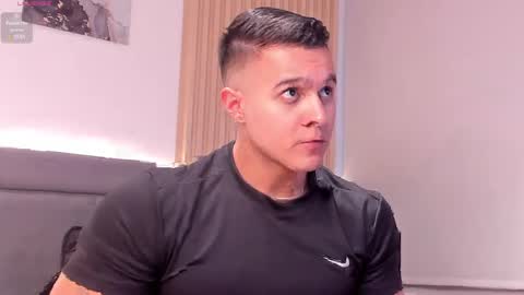 Mason Bennet online show from 04.04.26