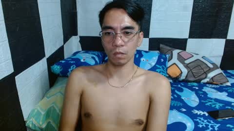 Snapshot of massive_boner02 chatting on 12.06.24 massive_boner02 online show from 12.06.24