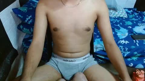 Snapshot of massive_boner02 chatting on 01.09.25 massive_boner02 online show from 01.09.25