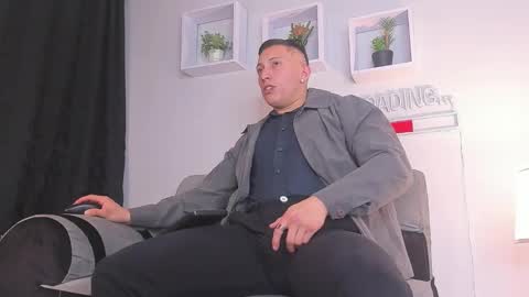 Snapshot of masster_ares chatting on 09.10.25 masster_ares online show from 09.10.25