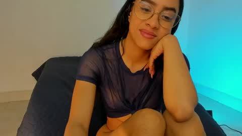 Snapshot of master_and_kami chatting on 06.05.26 Kamila online show from 06.05.26