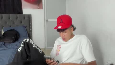 Snapshot of master_billy1 chatting on 05.20.26 master_billy1 online show from 05.20.26