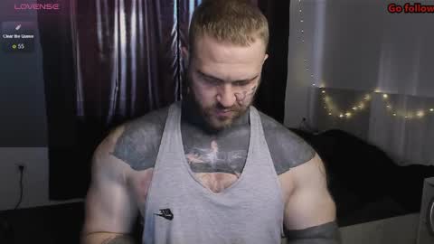 Snapshot of master_oil chatting on 03.07.26 Huge Alex online show from 03.07.26