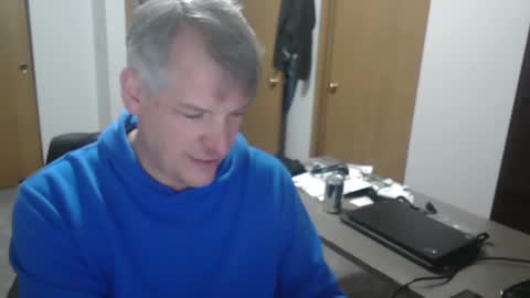 Snapshot of master_thorn chatting on 01.10.25 Master Thorn online show from 01.10.25