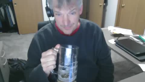 Snapshot of master_thorn chatting on 01.19.25 Master Thorn online show from 01.19.25