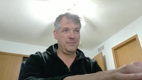 Snapshot of master_thorn chatting on 03.11.25 Master Thorn online show from 03.11.25