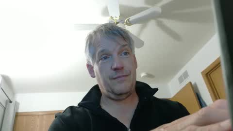 Snapshot of master_thorn chatting on 10.17.25 Master Thorn online show from 10.17.25