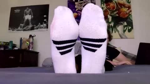 Snapshot of masterevan15 chatting on 04.18.26 CanuckSoles online show from 04.18.26
