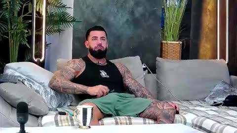 masterkingofmuscle online show from 11.04.25