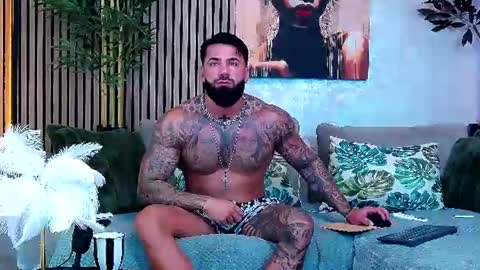 Snapshot of masterkingofmuscle chatting on 06.22.26 masterkingofmuscle online show from 06.22.26