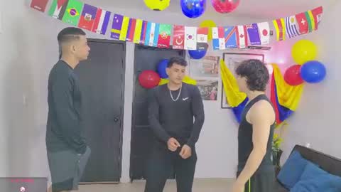 Team Cris Darwin- Fernando- Stiven- David online show from 06.22.26
