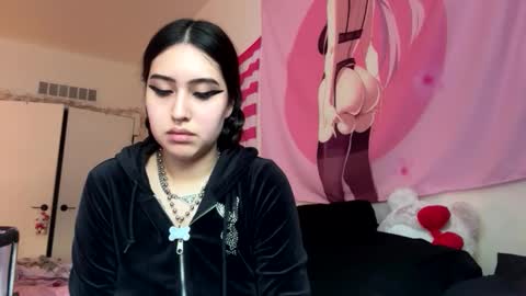 Snapshot of masturbatingmariamiller chatting on 11.20.25 masturbatingmariamiller online show from 11.20.25