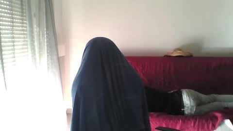 mat11efou online show from 10.24.25