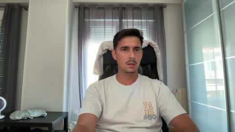 Snapshot of matahavi chatting on 06.11.26 Aaron online show from 06.11.26