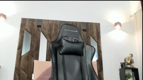 mateo_dilucajs1 online show from 10.28.25