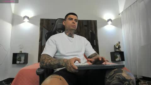 mateo_dilucajs1 online show from 11.09.25