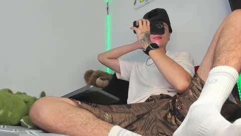 Mateo online show from 04.05.26