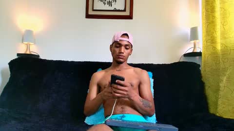 Snapshot of mateo_nick chatting on 12.24.24 Mateo and Noah online show from 12.24.24