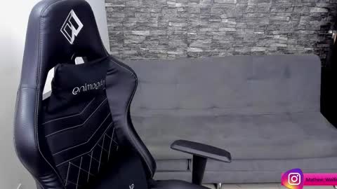 Mathew Independent model online show from 03.03.26