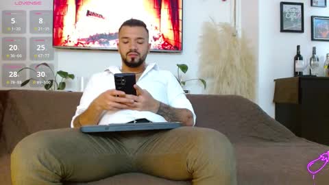 Snapshot of mathewhot3 chatting on 11.13.25 mathewhot3 online show from 11.13.25