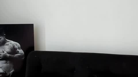 Snapshot of mathews_roses chatting on 10.07.25 Marck Mathews online show from 10.07.25