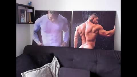 Snapshot of mathews_roses chatting on 11.20.25 Marck Mathews online show from 11.20.25