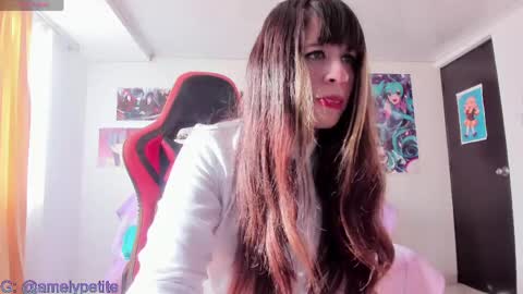 Snapshot of mathildalapetite chatting on 05.26.26 Mathilda Lapetite online show from 05.26.26