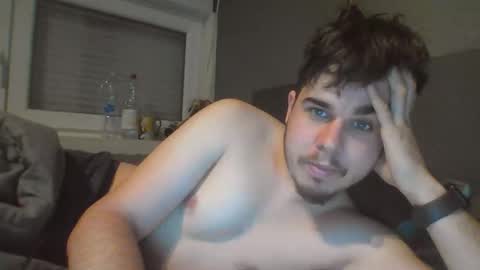 Snapshot of matho05 chatting on 11.24.25 MATHIS online show from 11.24.25