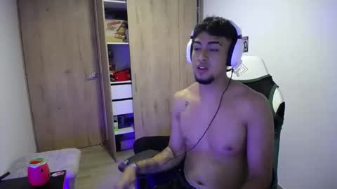 Snapshot of matias_bianco01 chatting on 11.14.25 matias online show from 11.14.25