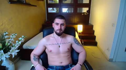 Snapshot of matiasdean chatting on 02.25.25 MatiasDean online show from 02.25.25