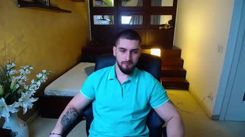Snapshot of matiasdean chatting on 02.26.25 MatiasDean online show from 02.26.25