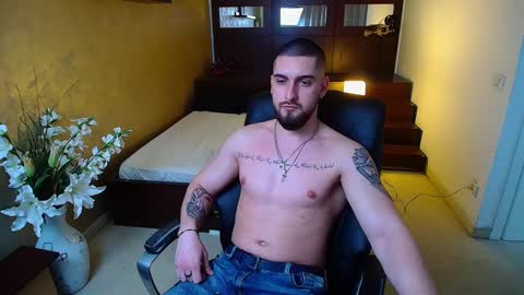 Snapshot of matiasdean chatting on 03.02.25 MatiasDean online show from 03.02.25