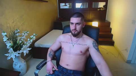 Snapshot of matiasdean chatting on 03.05.25 MatiasDean online show from 03.05.25