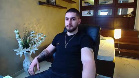 Snapshot of matiasdean chatting on 03.12.25 MatiasDean online show from 03.12.25