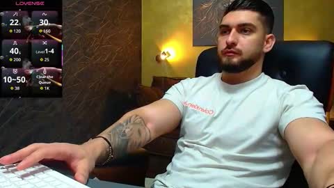 Snapshot of matiasdean chatting on 09.12.25 MatiasDean online show from 09.12.25