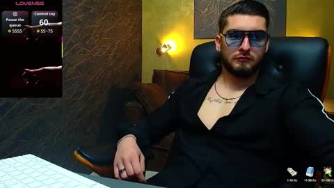 Snapshot of matiasdean chatting on 09.19.25 MatiasDean online show from 09.19.25