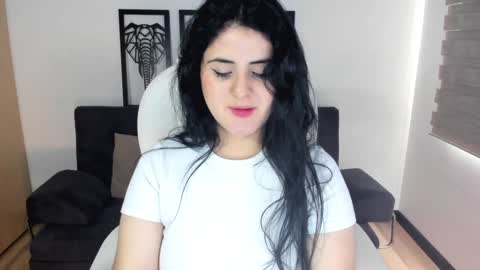 Lucia online show from 01.26.25