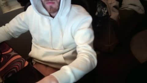 Snapshot of matt1qbby chatting on 12.05.25 matt1qbby online show from 12.05.25