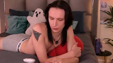 Snapshot of matt_colton chatting on 10.25.25 Matt Colton. Follow and rate me please it really important for me3 online show from 10.25.25