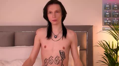 Snapshot of matt_colton chatting on 11.04.25 Matt Colton. Follow and rate me please it really important for me3 online show from 11.04.25