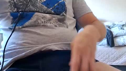 Snapshot of mattek89 chatting on 01.28.25 mattek89 online show from 01.28.25